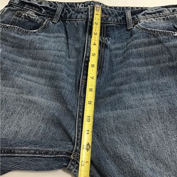 NO BOUNDARIES Denim High Rise Straight Leg Distressed Jean New Size 13 - Picture 7 of 9